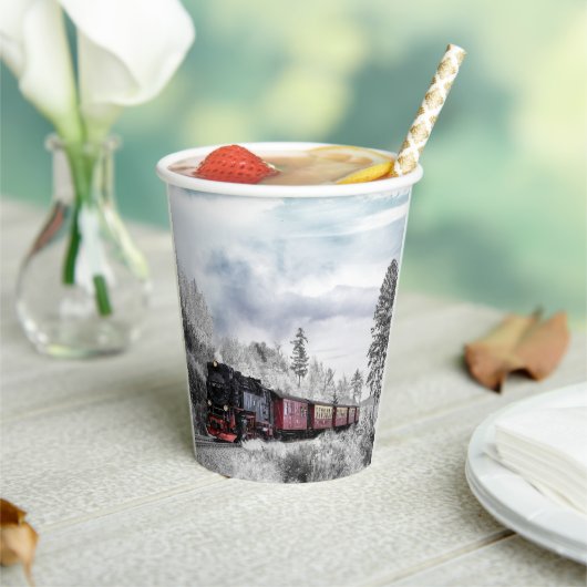 Gobelets En Papier Train (Insitu)