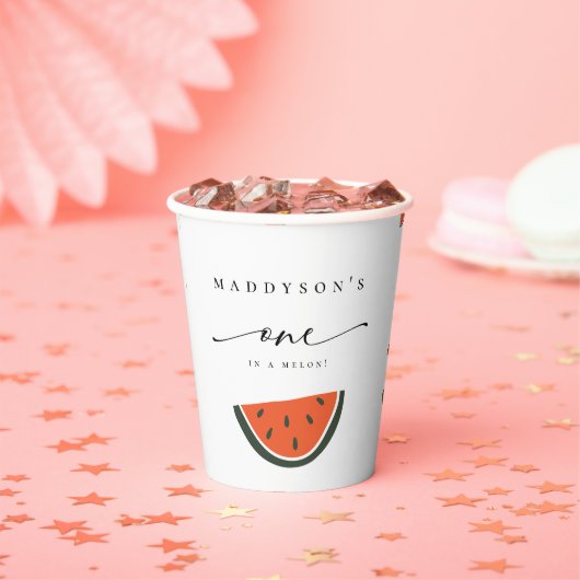 Gobelets En Papier Un Dans Un Melon Première Fête D'Anniversaire (Insitu)