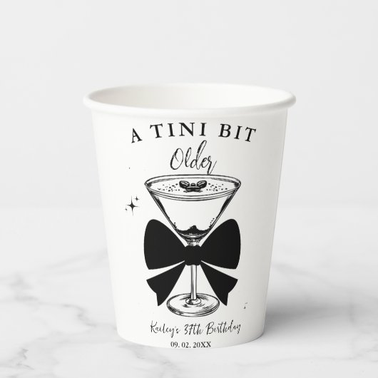 Gobelets En Papier Un Martini Un Peu Plus Ancien (Verso)