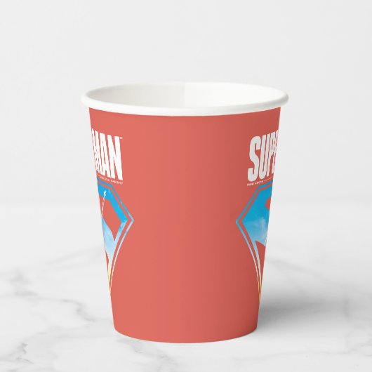 Gobelets En Papier Une explosion à travers le Bouclier S (Gauche)