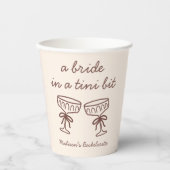 Gobelets En Papier Une Mariée Dans Un Tout Petit Martini Espresso de  (Recto)