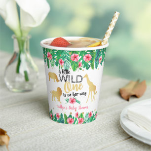 Gobelets En Papier Une Petite Fille Est En Chemin Filles Baby shower