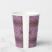 Gobelets En Papier Violettes Douces Et Mobilier (Gauche)