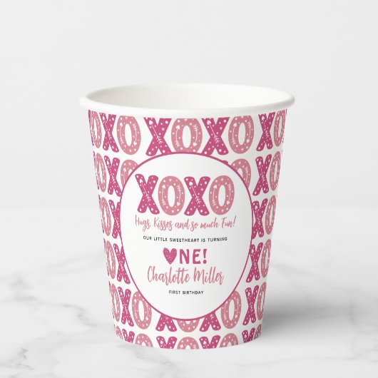 Gobelets En Papier XOXO Hugs & Kisses Saint Valentin 1er anniversaire (Recto)