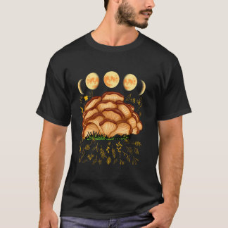Goblincore Mycology Foraging Aesthetic Maitake Mus T-shirt