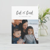 God is een Goede religieuze kerstkaart in rood (Staand voorkant)