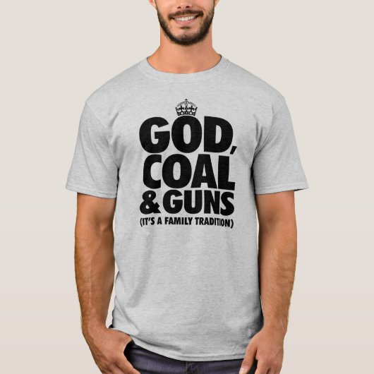 GOD, KOOL EN PISTOOL T-SHIRT (Voorkant)