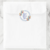 God zegene u bloemenkrans ronde sticker (Tas)