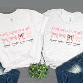 God zegt dat je coquette roze strikken Christelijk T-shirt