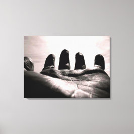 Goden reikten hand door healinglove zwart & wit canvas afdruk