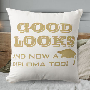 Goed uiterlijk en nu ook een diploma Te gekke afst Kussen