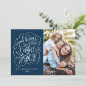 Goede tinten van de Comfort & Joy Typografie Navy Feestdagenkaart (Staand voorkant)