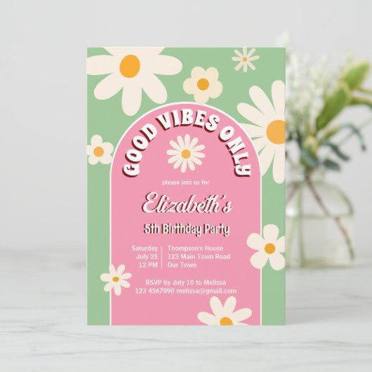 Goede vibes alleen groovy retro daisy verjaardagsu kaart (Staand voorkant)