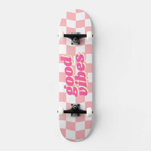 Goede Vibes Girly Pastel Roze Wit Checker Patroon Skateboard (Voorkant)