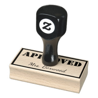Goedgekeurd door aangepaste naam 	rubberstempel