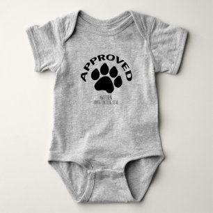 Goedgekeurde Baby, geboren in Dog Year 2018 Naam B Romper