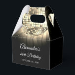 Gold 60th Birthday Party 70's Disco Ball<br><div class="desc">Augmentez votre 60e anniversaire avec notre Ballotin Disco Ball Gold 70's, conçu pour ajouter une pop de couleur et un style rétro à votre fête. Ce ballotin est le complément parfait d'un billard à thème disco ou de tout événement où vous voulez insuffler une touche de "nostalgie les années 70"....</div>