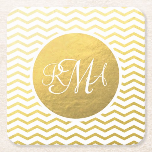Gold and White Chevron Monogrammed Personalized Vierkante Kartonnen Onderzetter (Voorkant)