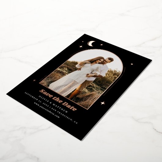 Gold Black Celestial Bewaar de Datum | Moon Photo Folie Uitnodiging (Gedraaid)