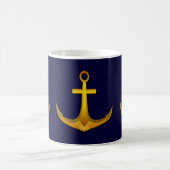 Gold Boat Anchor over Navy Blue Nautical Zee Thema Koffiemok (Center)