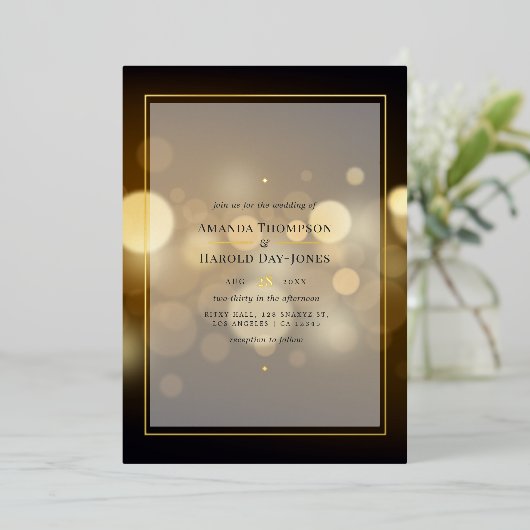 Gold Bokeh Mariage Foil Invitation (Debout devant)