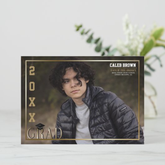 Gold Border Afstudeerder Afstuderen Foto Aankondig Kaart (Staand voorkant)