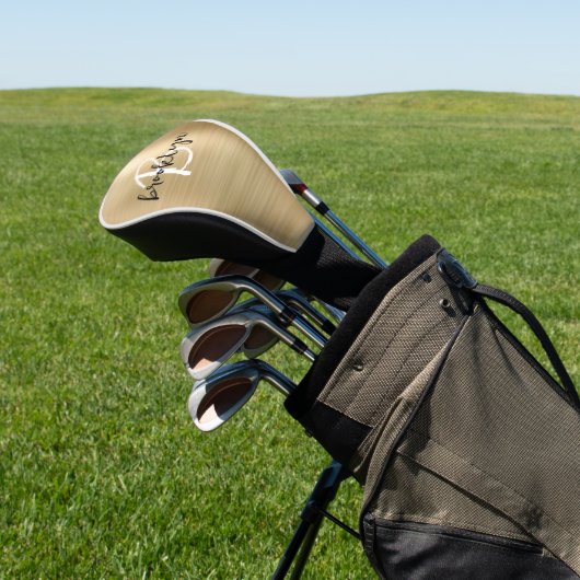 Gold Brushed Metal Zwart Wit Script Monogram Golfheadcover (Insitu)