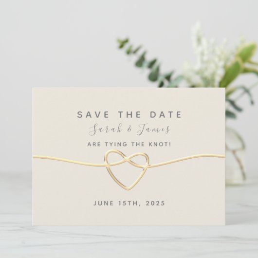 Gold Calligraphy Wedding Save The Date (Staand voorkant)