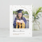 Gold Confetti Graduation Party Invitation (Debout devant)