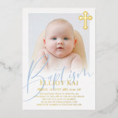 Gold Cross Bleek Blue Script Photo Baptisme Folie Uitnodiging (Voorkant)