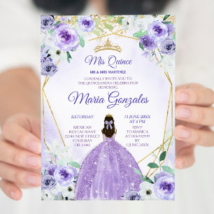 Gold Crown en Purple Flowers Quinceañera Kaart