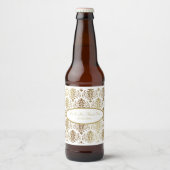 Gold Damask White Script Wedding Elegant Bier Etiket (Voorkant)