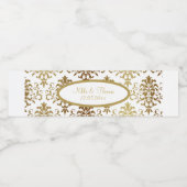 Gold Damask White Script Wedding Elegant Waterfles Etiket (Enkel label)