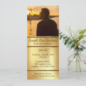 Gold Digital Photo Memorial Invitation (Debout devant)
