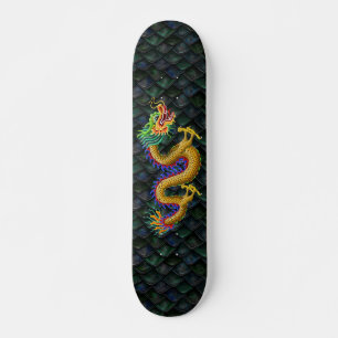 Gold Dragon op groene drakenschalen Skateboard
