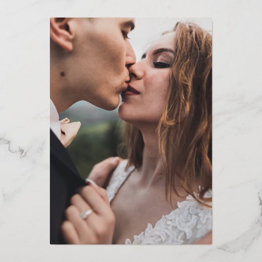 Gold elegant script minimaliseert opslagdatum folie uitnodiging (Achterkant)