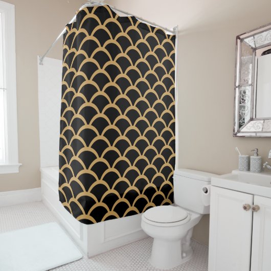 Gold en Black Art Deco Fish Scale Pattern Douchegordijn (In situ)