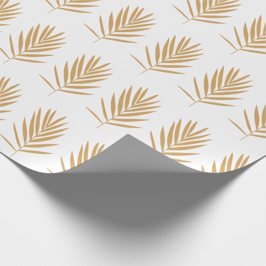Gold- en White Tropical Palm Leaves Pattern Cadeaupapier (Hoek)