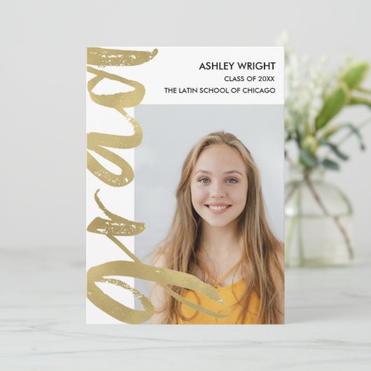 Gold Foil Script Afstudeerder Overlay Foto Mededel Aankondiging (Staand voorkant)