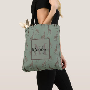 Gold Giraffe op Sage Green Monogram Tas