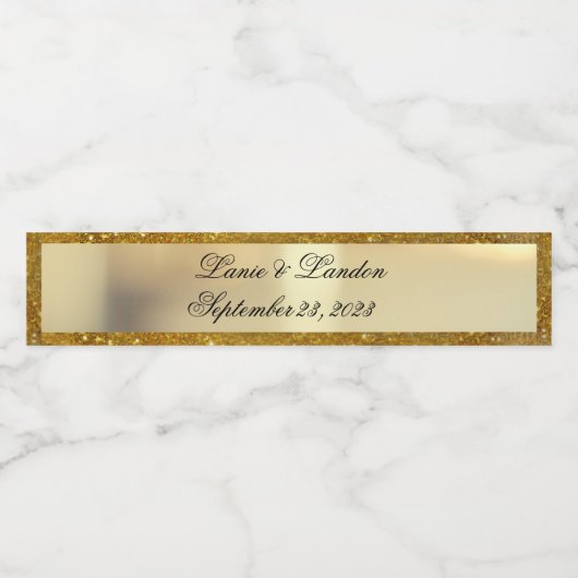 Gold Glitter Names Script Gepersonaliseerd bruilof Waterfles Etiket (Enkel label)