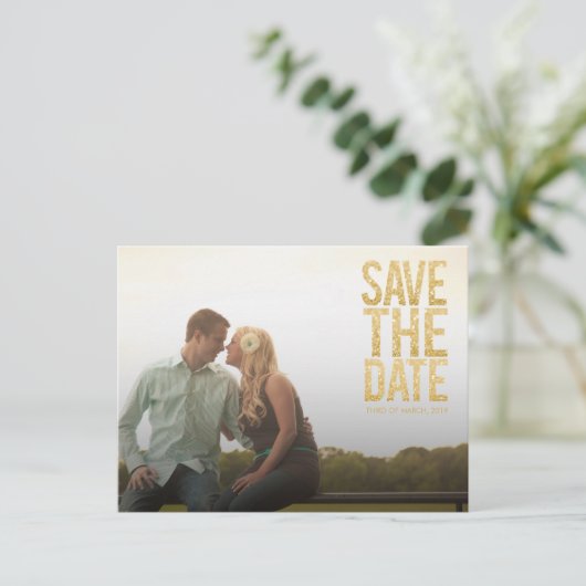 Gold Glitter Save the Date Typography Aankondiging (Staand voorkant)