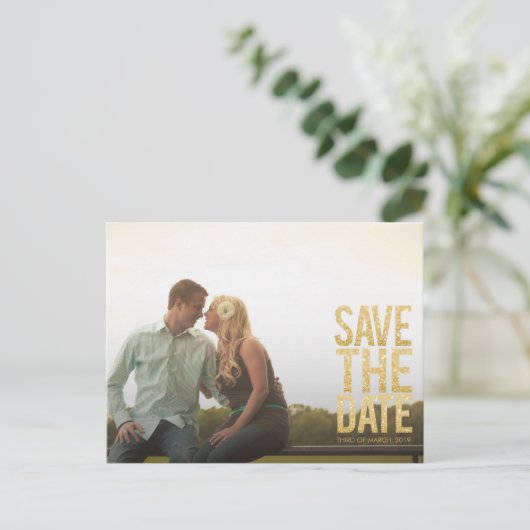 Gold Glitter Save the Date Typography Aankondiging (Staand voorkant)