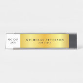 Gold Gradient Professional Executive Company Logo Bureau Naambordje (Voorkant)