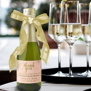 Gold Lace op Coral Peach Weddenschap Bedankt Mini Sparkling Wijnetiket