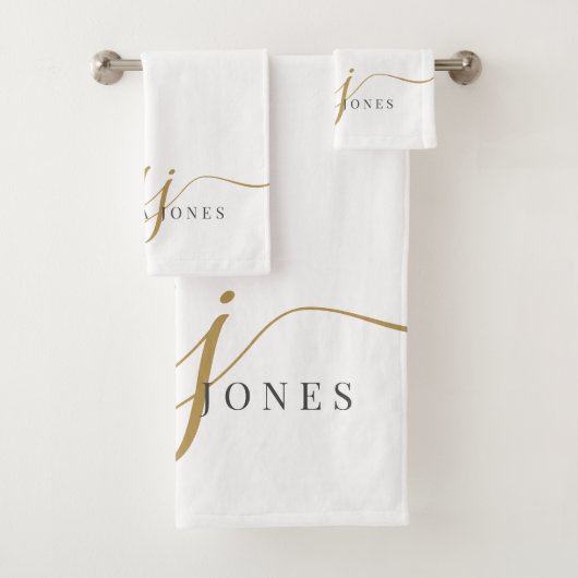 Gold Monogram Bad Handdoek (Insitu)