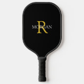 Gold Monogram & witte naam op zwart Pickleball Paddle (Voorkant)