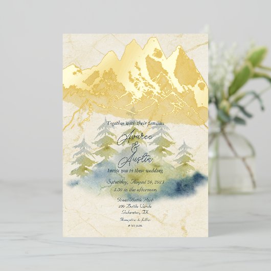 Gold Mountains Backdrop Green en Blue Trees Folie Uitnodiging (Staand Voorkant)
