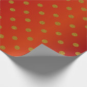 Gold Polka Dots en Deep Red Satin Cadeaupapier (Hoek)