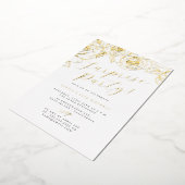 Gold Script Floral Surprise Party Folie Uitnodiging (Gedraaid)